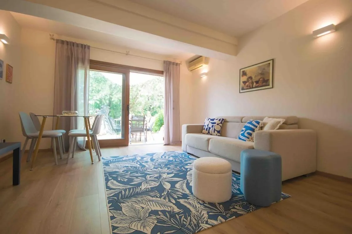 Swimming Pool & Free Park Porto Rotondo Center Apartamento