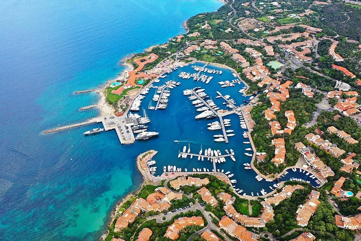 Swimming Pool & Free Park Porto Rotondo Center Apartamento 0*,